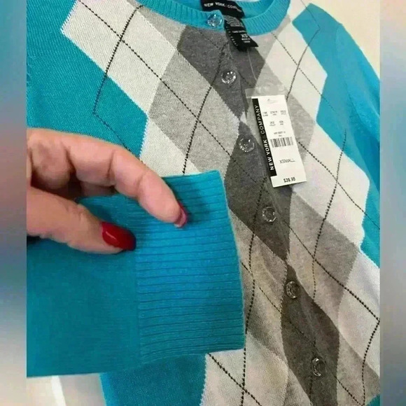 NWT New York & Company Teal Argyle Lightweight Button Down Sweater - Picture 5 of 9